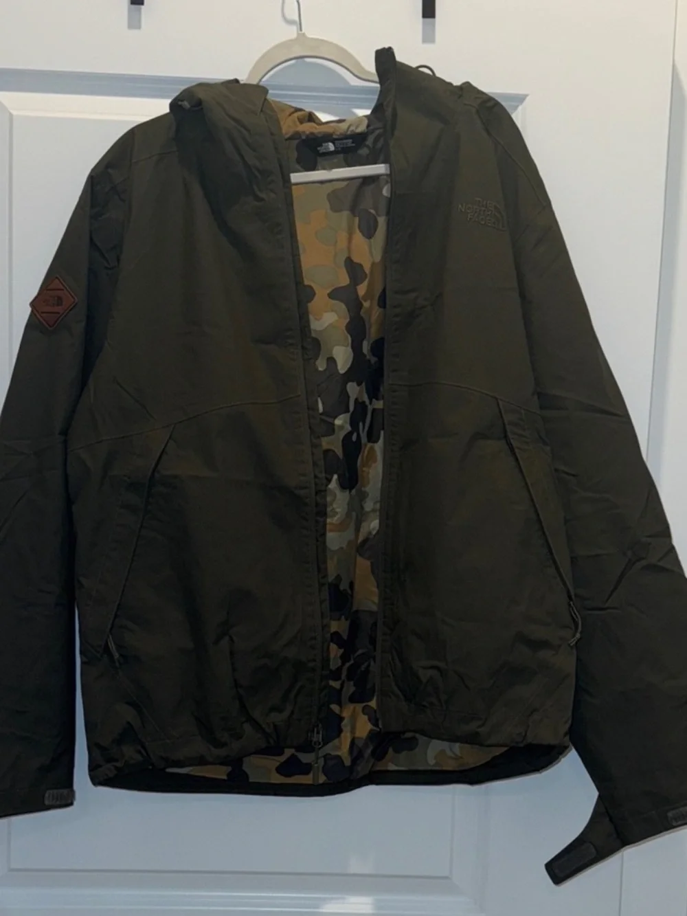 The North Face Men's Hooded Field Jacket in Olive
